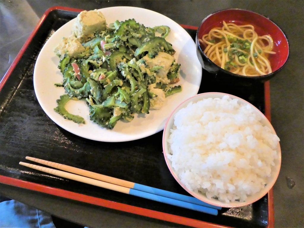 食事処濱のゴーヤチャンプルー